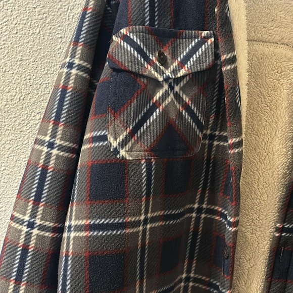 Freedom Foundary insulated flannel size large - Picture 2 of 6